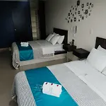 Aqua Hotel 933
